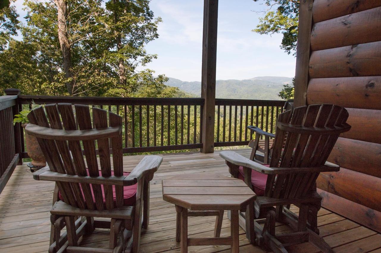 Lazy Bear Lodge Valle Crucis Extérieur photo