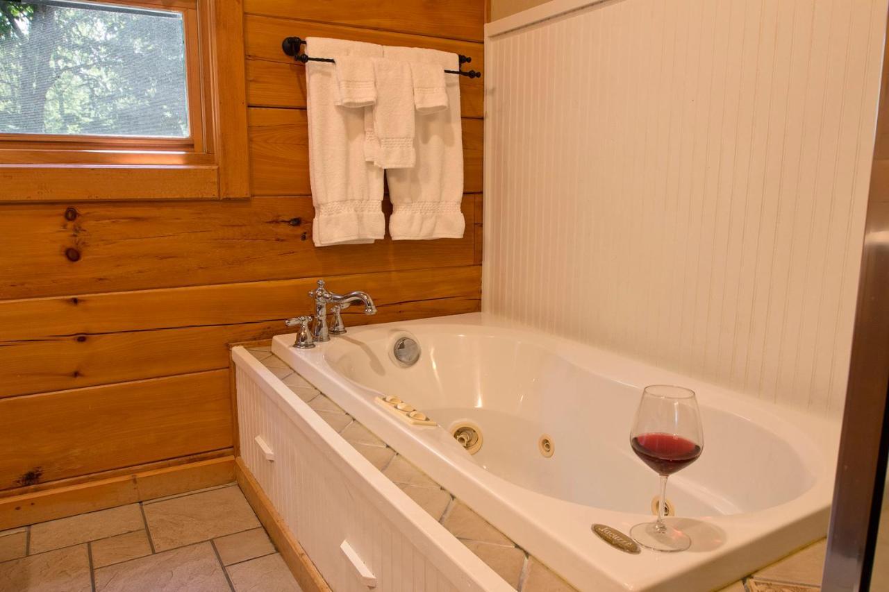 Lazy Bear Lodge Valle Crucis Extérieur photo
