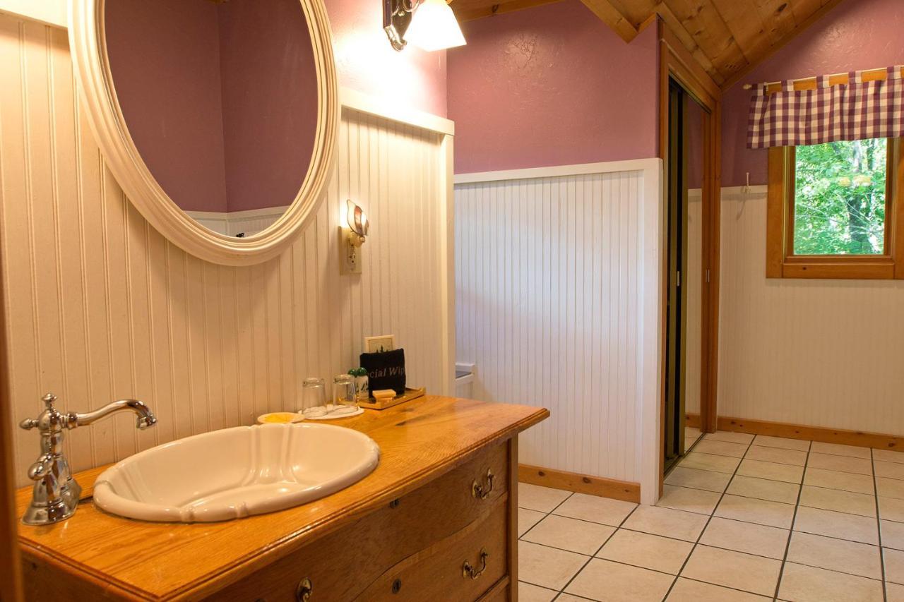 Lazy Bear Lodge Valle Crucis Extérieur photo