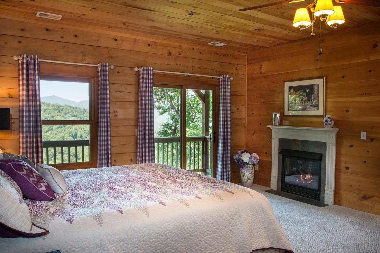 Lazy Bear Lodge Valle Crucis Extérieur photo